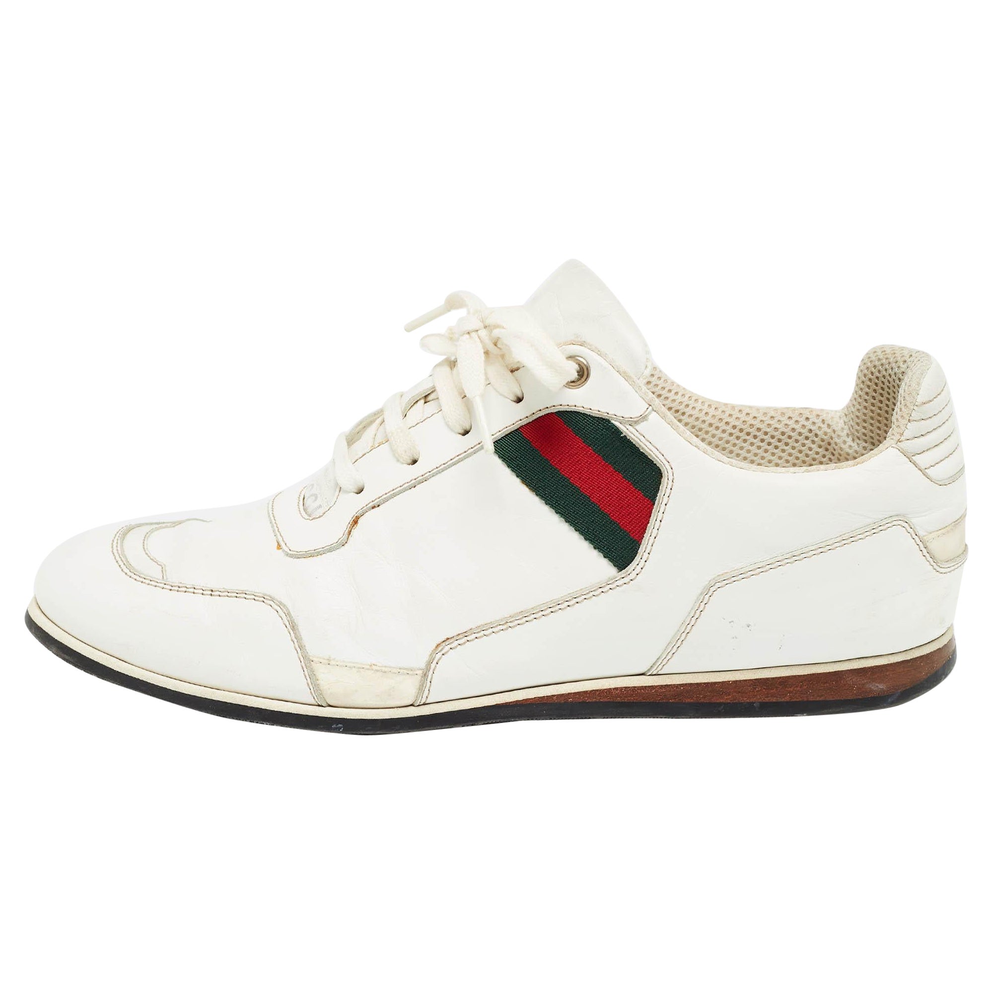 Gucci Weiß Leder Web Detail Low Top Turnschuhe Größe 41 im Angebot