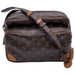 Louis Vuitton Used Monogram Canvas Nil Messenger Bag M45244