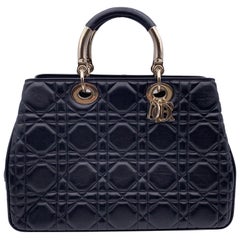 Christian Dior Fourre-tout en cuir Cannage embossé noir Lady 95.22