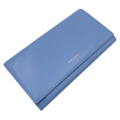 Saint Laurent Portefeuille porte-monnaie long en cuir bleu clair continental