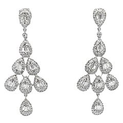 Dangling Diamond Earrings in 14K White Gold