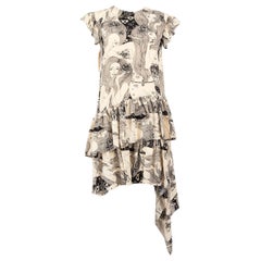 Alexander McQueen Vestido de seda beige con estampado de volantes talla L