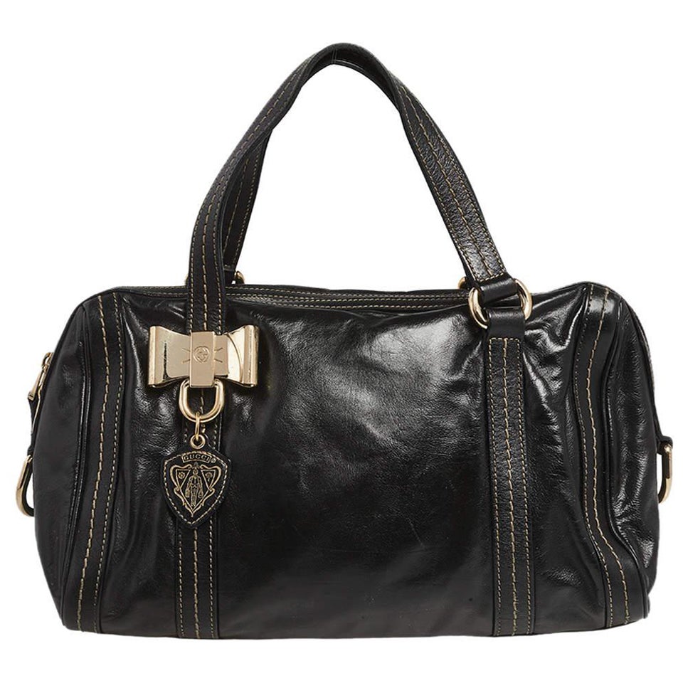 Gucci Black Leather Duchessa Boston Bag For Sale