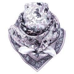 Lovely Hermès Silk Scarf Chasse en Inde Duchene White Pink Grey 90 cm