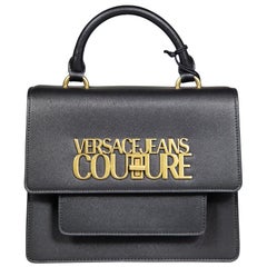 Versace Schwarze Saffiano PU Lock Top Handle Bag aus Kunstleder mit Griff oben