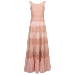 Robe longue rose en dentelle et soie Valentino