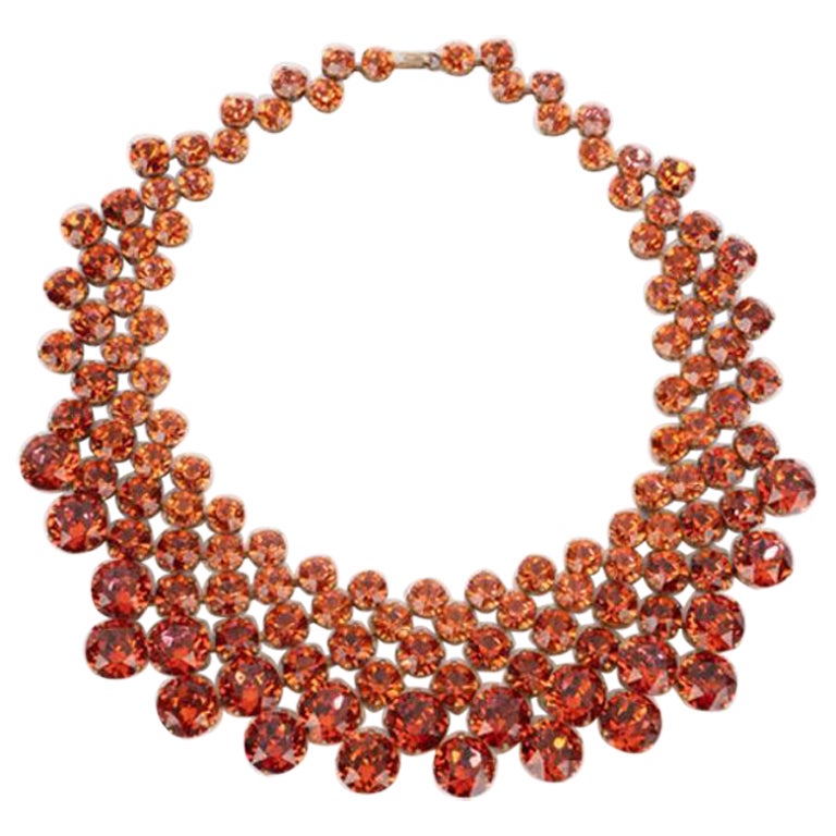 Collier articulé en métal doré foncé et strass en vente
