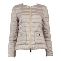 Beige Metallic Akzent-Pufferjacke von Herno Größe M