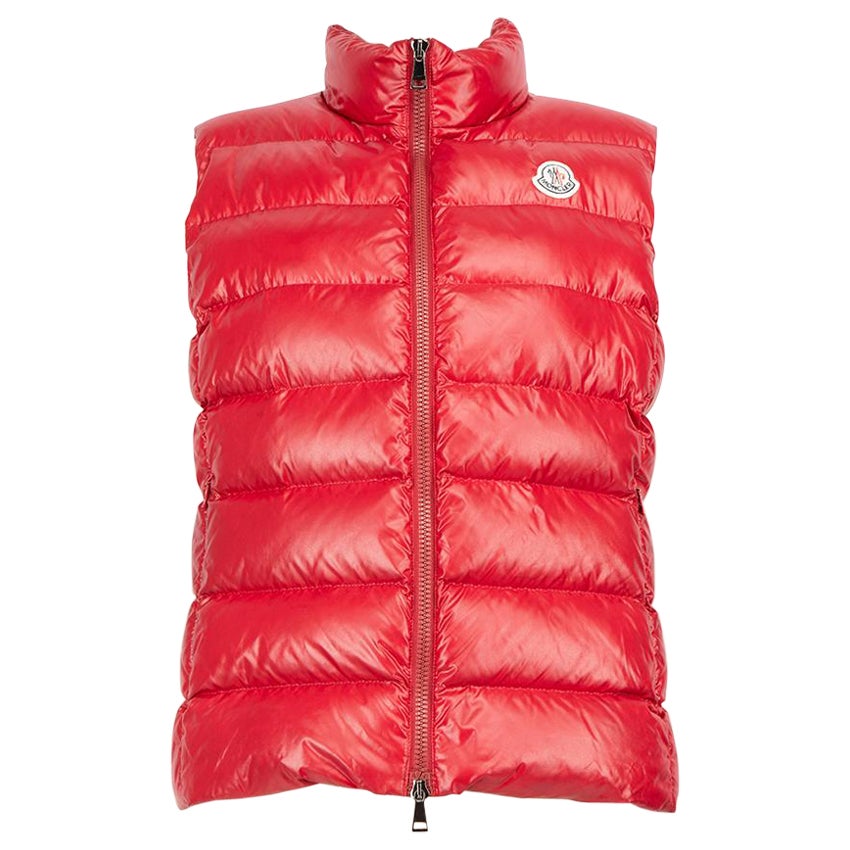 Moncler Red Ghany Puffer Sleeveless Gilet Size M For Sale