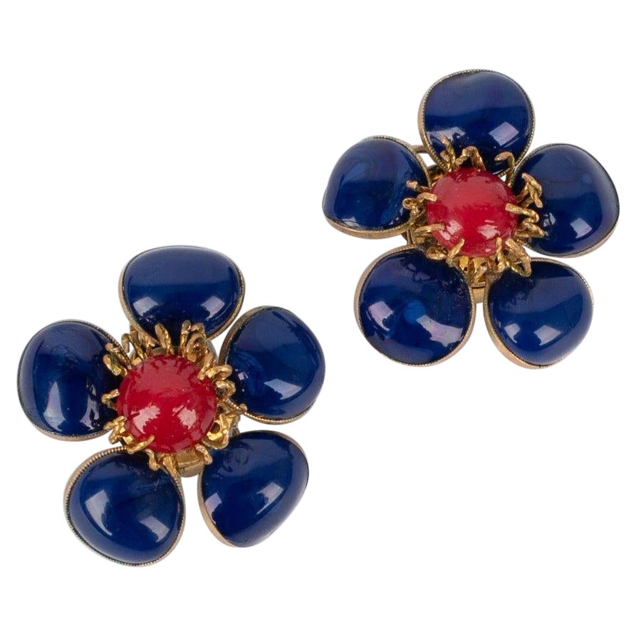 Golden Metal Clip-on Flower Earrings, 1950s For Sale