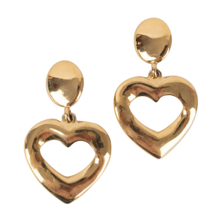 Yves Saint Laurent Golden Metal Clip-on Heart Earrings For Sale