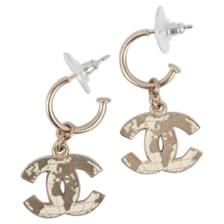 Chanel Golden Metal CC Earrings, 2013 For Sale