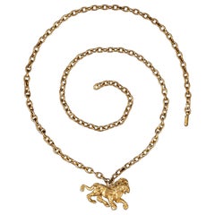 Chanel Collier haute couture avec pendentif lion