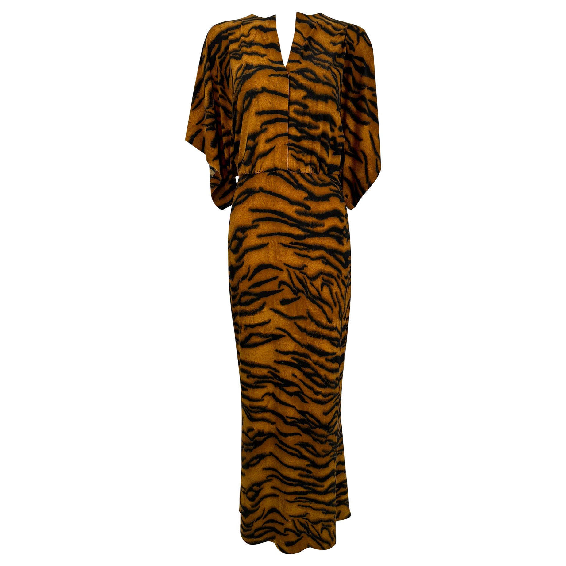 Robe longue Norma Kamali en jersey extensible à rayures tigres 34 en vente