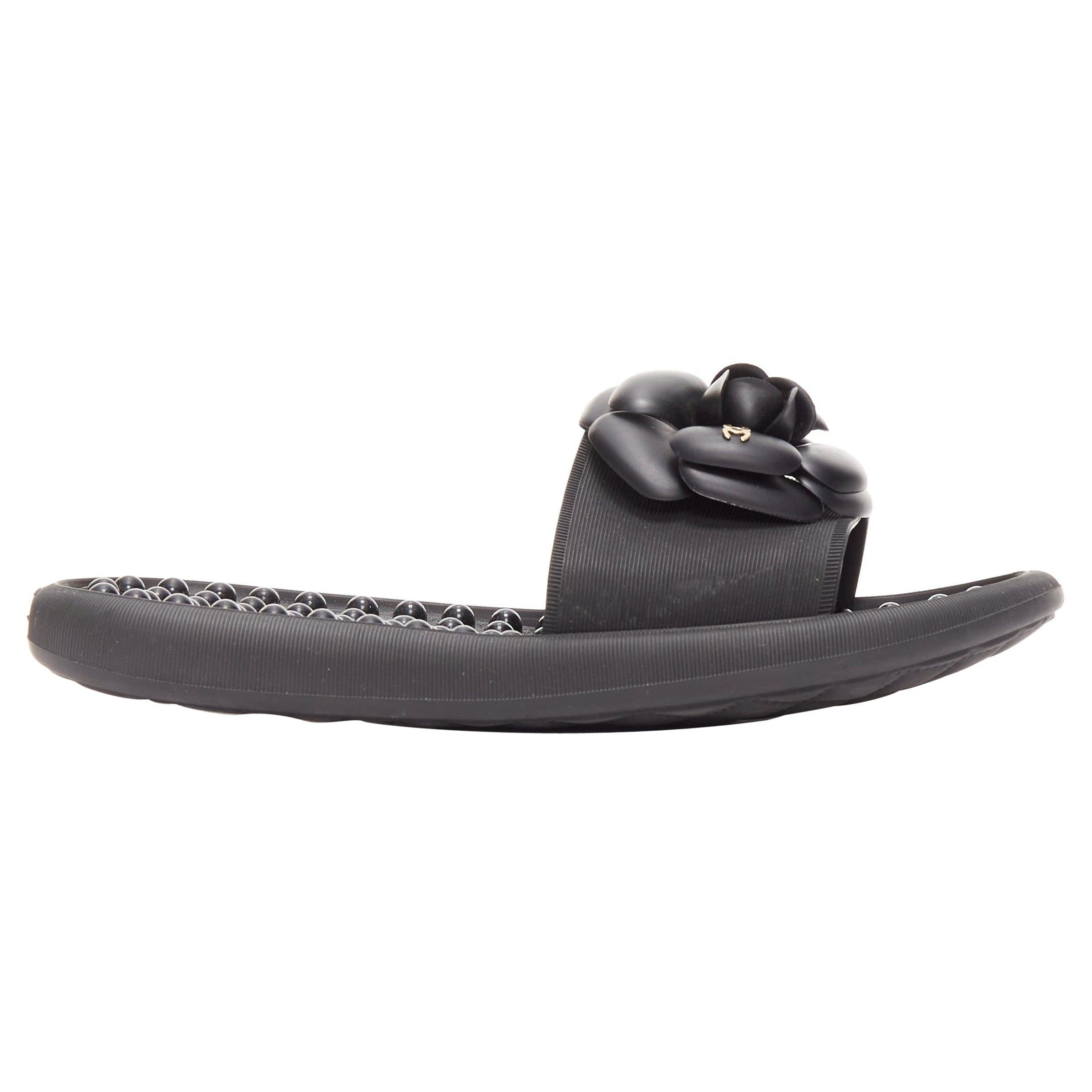 CHANEL black CC logo camellia pebbled insole thermoplastic slippers EU36 For Sale