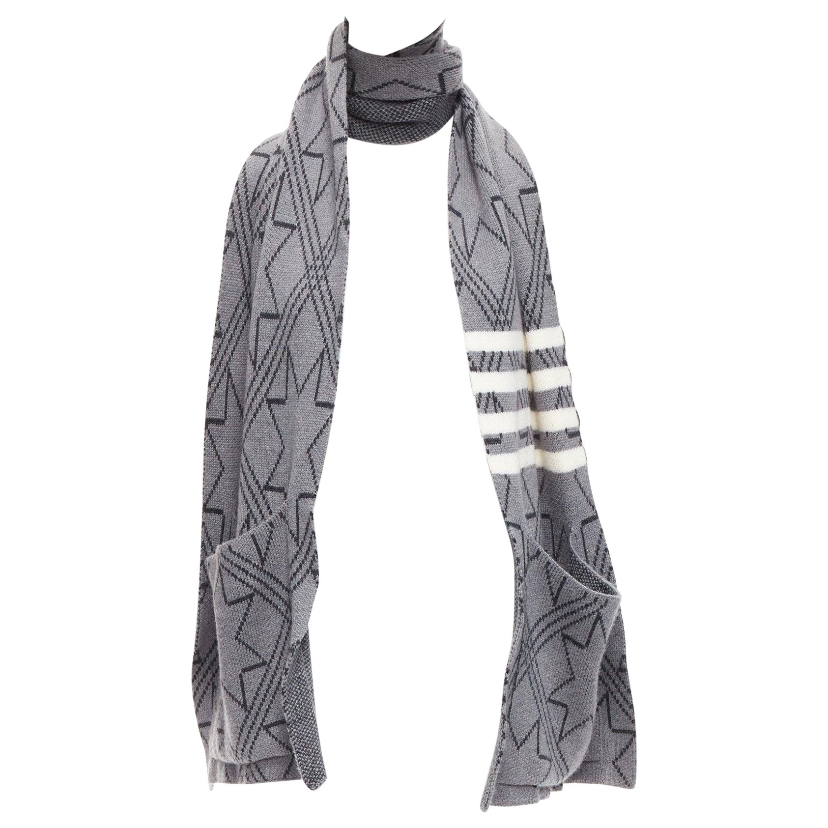 THOM BROWNE grey black graphic star 4 bar stripes pocketed long scarf For Sale