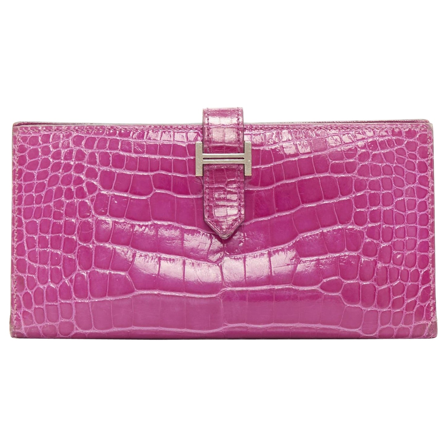 HERMES Bearne Soufflet Rose purple shiny scaled leather long wallet For Sale