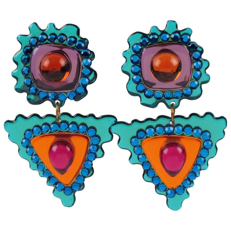 1960s Italian Oversized Pop Art Dangling Electric Blue Lucite Clipon