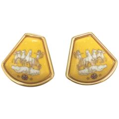 MINT. Vintage Hermes cloisonne golden earrings with prince and carriage, horse.