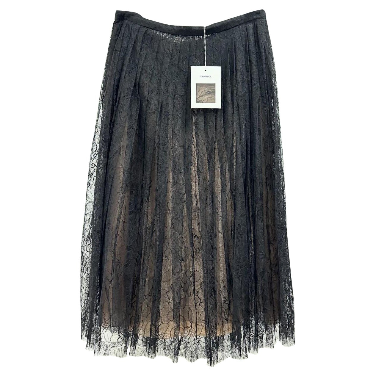 Chanel Black Beige Floral Lace Skirt Size  For Sale