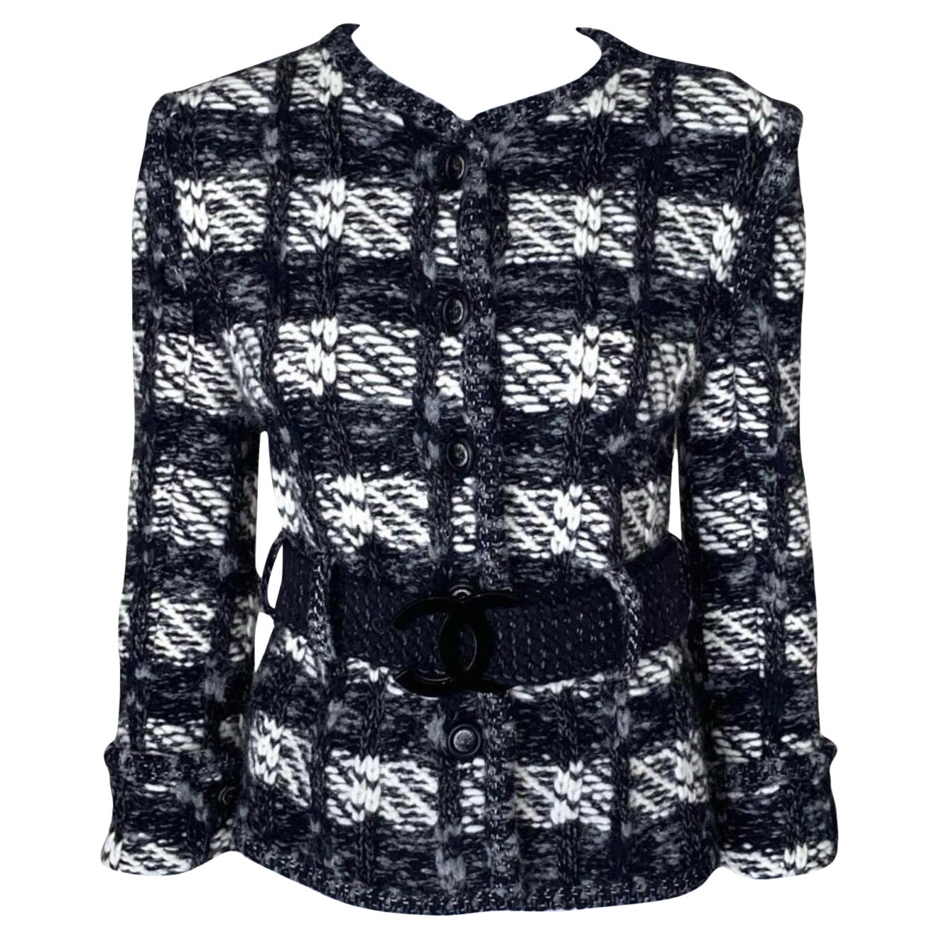 Chanel CC Logo-Schnalle Schwarze gewebte Tweed-Jacke mit Schnalle