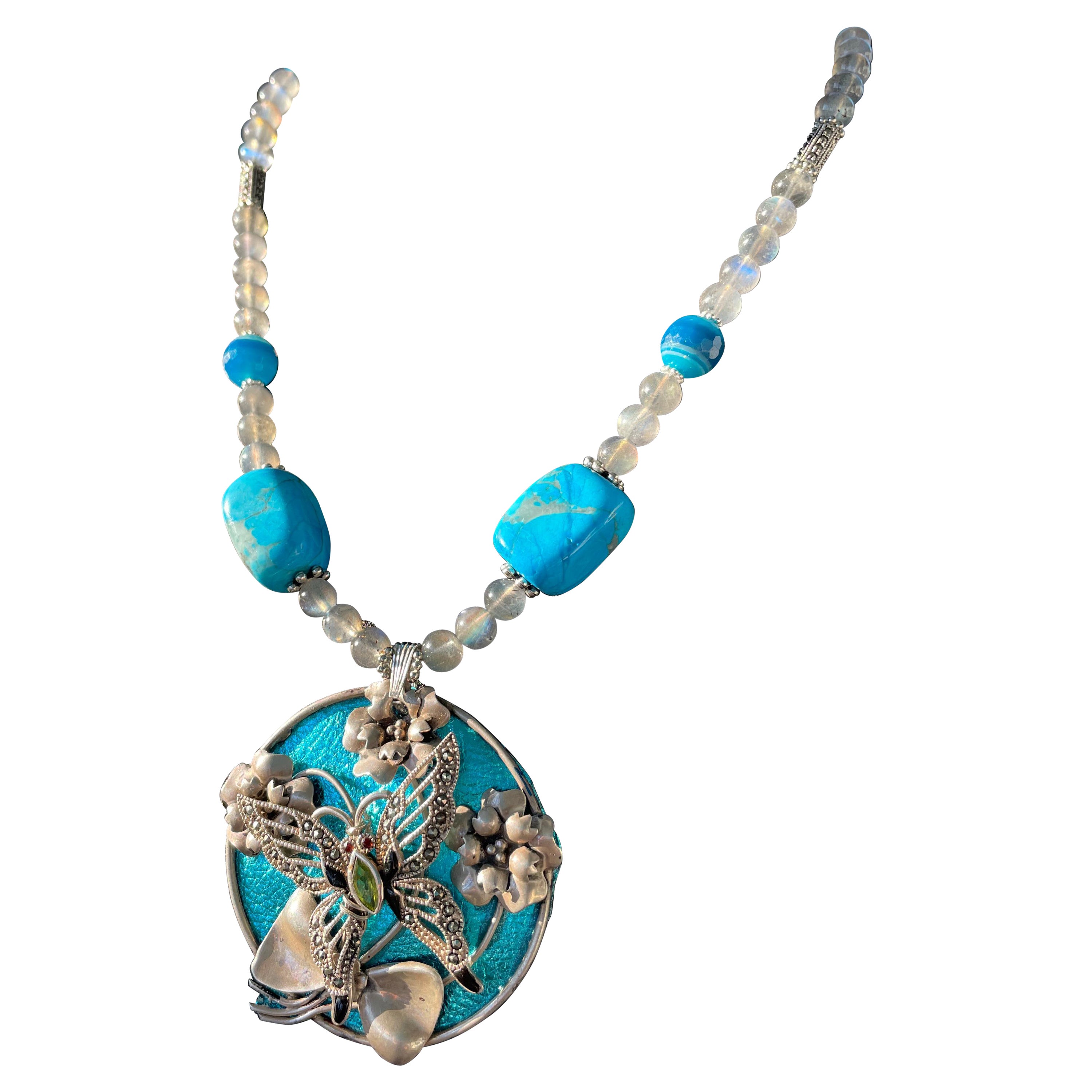 LB offers Vintage Sterling Brooches pendant with Turquoise Agates necklace For Sale