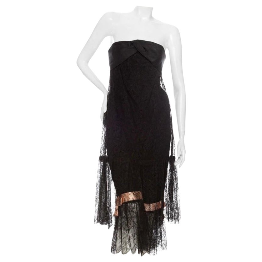 Balenciaga 1967 Haute Couture - Robe pantalon en dentelle Chantilly noire en vente