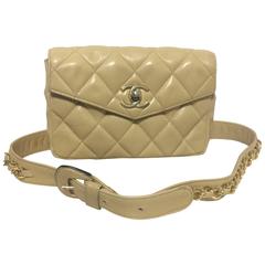 Vintage CHANEL beige lamb leather waist purse, fanny pack, hip bag with belt.