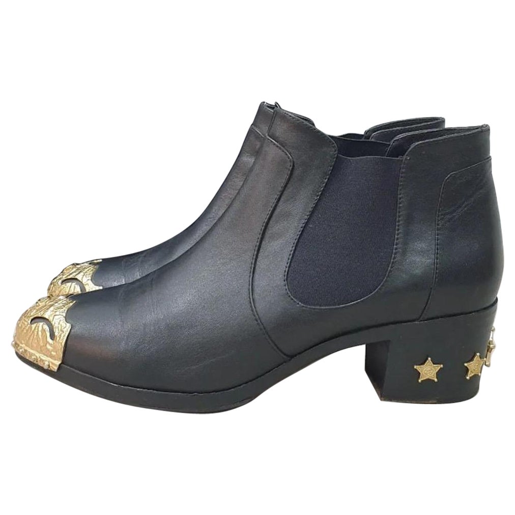 CHANEL Dallas Black Leather Ankle Boots  For Sale