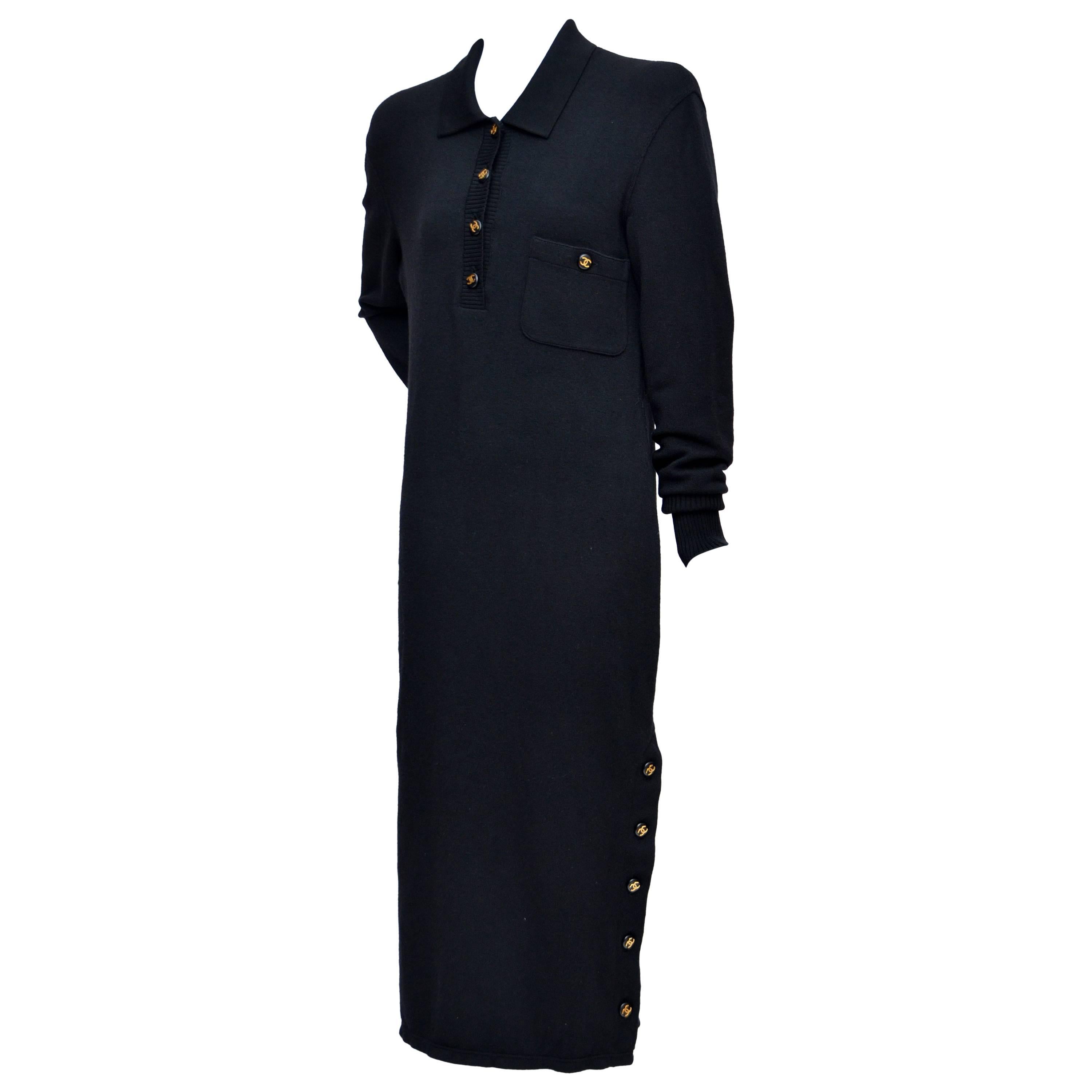 Robe noire vintage Chanel  Excellent en vente