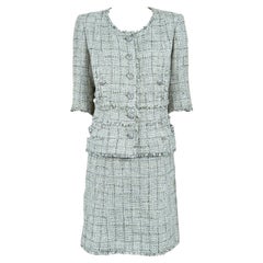 Chanel Gisele Bundchen Stil Juwelen-Knöpfe-Tweed-Anzug