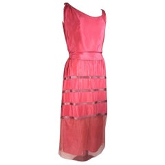 Antique Art Deco dress in coral pink silk crepe and tulle - France Circa 1920-1925