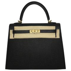 Hermès Black Epsom Kelly Dépêches 25 Gold Hardware, 2019 Available