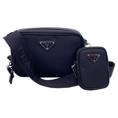 Prada Messenger Bag aus schwarzem Re-Nylon und Saffiano Brique