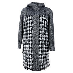 Chanel Neu CC Parka-Mantel aus Tweed mit Juwelenknöpfen und Tweed