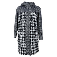 Chanel New CC Parka en tweed avec boutons Jewell