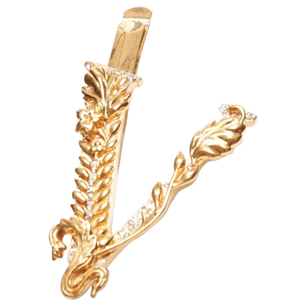 VERSACE Virtus Oro Barroco Gran V Logo Barroco Pinza de pelo simple en venta