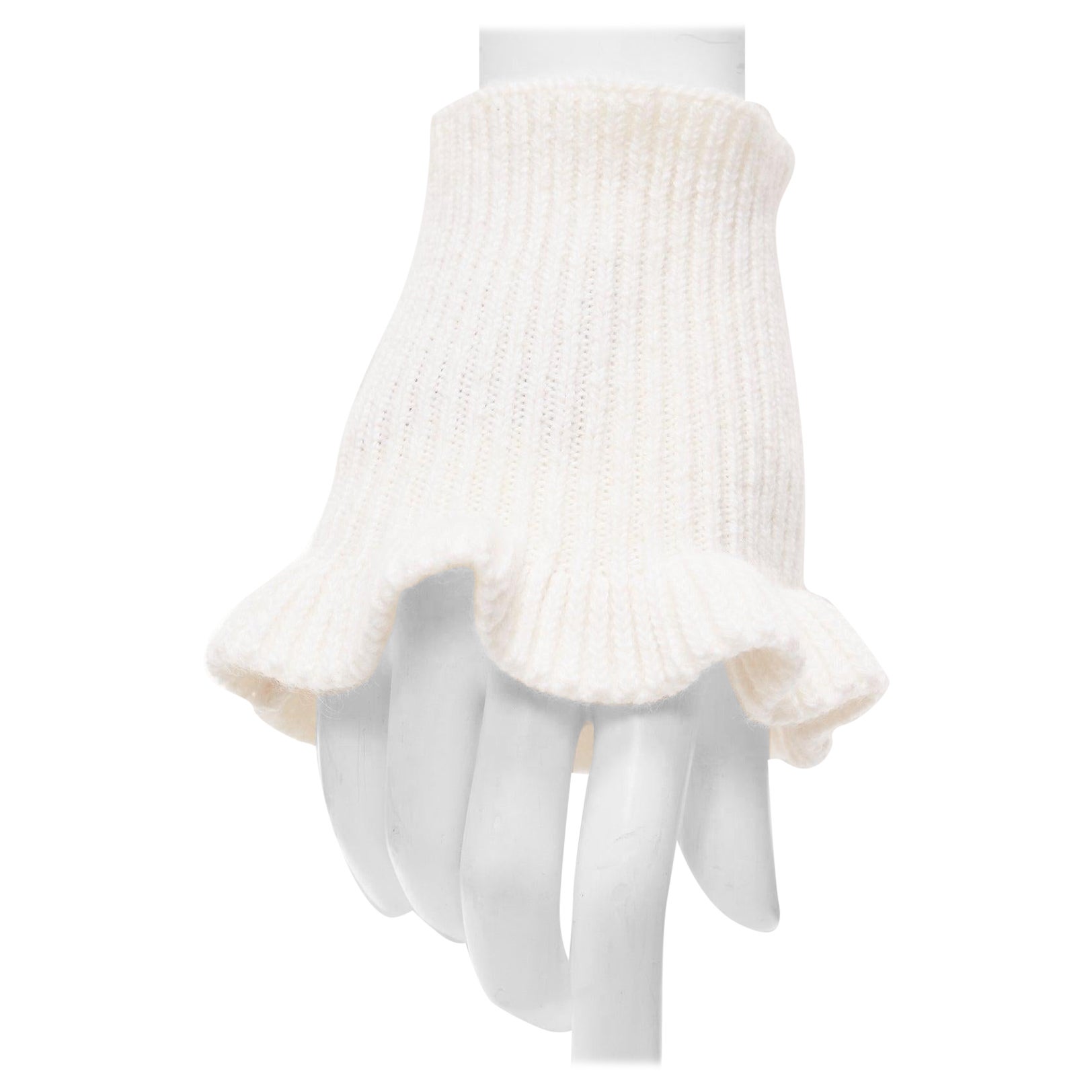 GUCCI white cotton cashmere blend soft frilly cuff half gloves For Sale