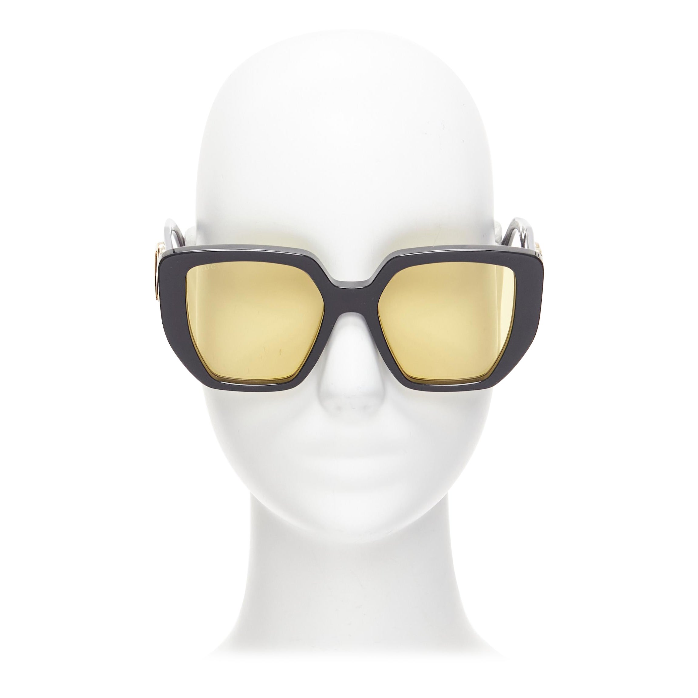 GUCCI GG0956S black gold GG logo yellow lens oversized sunglasses For Sale