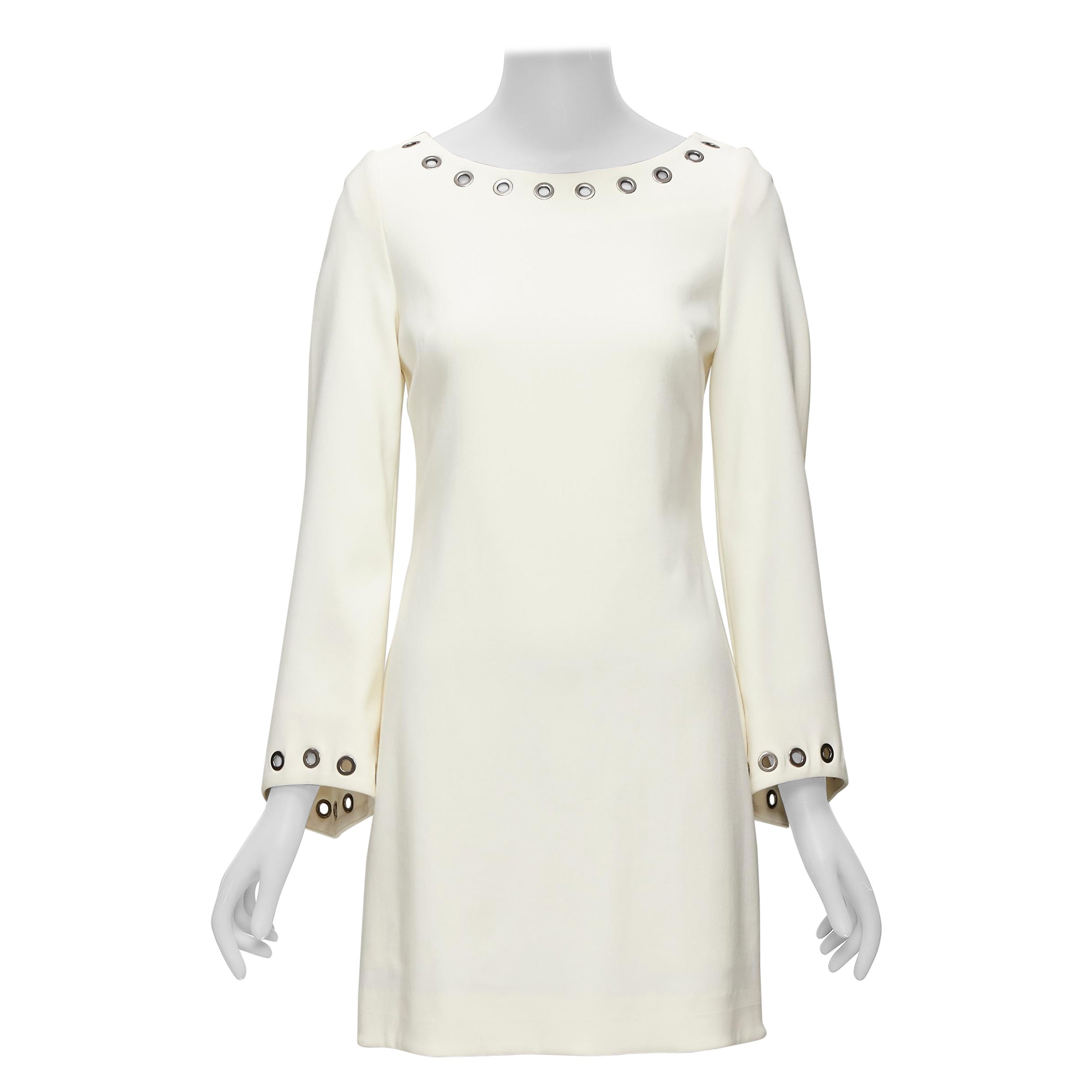 CELINE Vintage, mini robe à manches cloche en crêpe crème avec œillets