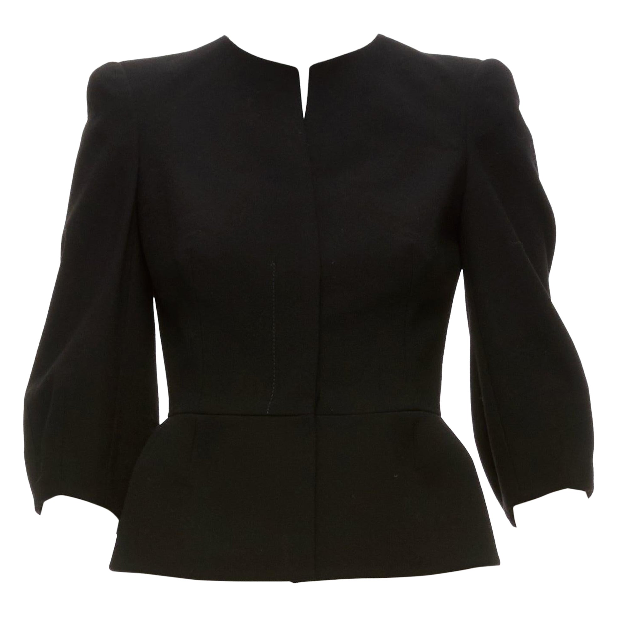 ALEXANDER MCQUEEN, veste noire 100 % laine à manches courtes IT38 XS en vente