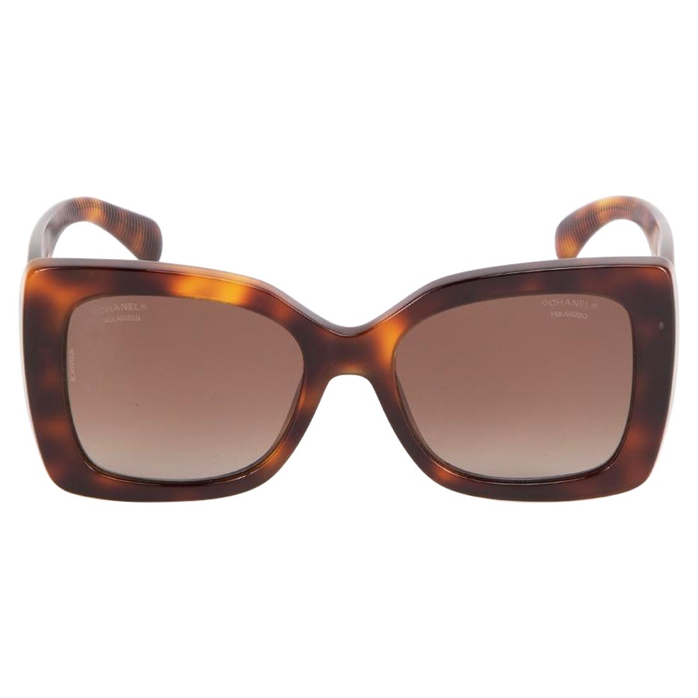 Chanel Brown Tortoiseshell Square CC Logo Sunglasses For Sale