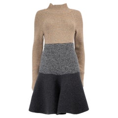 Stella McCartney Rollkragenpullover-Kleid aus Wollstrick Größe M