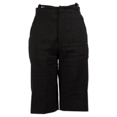 Jacquemus Schwarze knielange Shorts mit Gürtel Größe XS