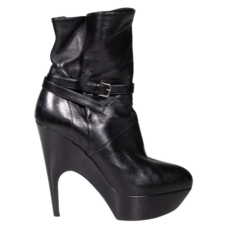Saint Laurent Black Leather Buckled Platform Boots Size IT 38 For Sale