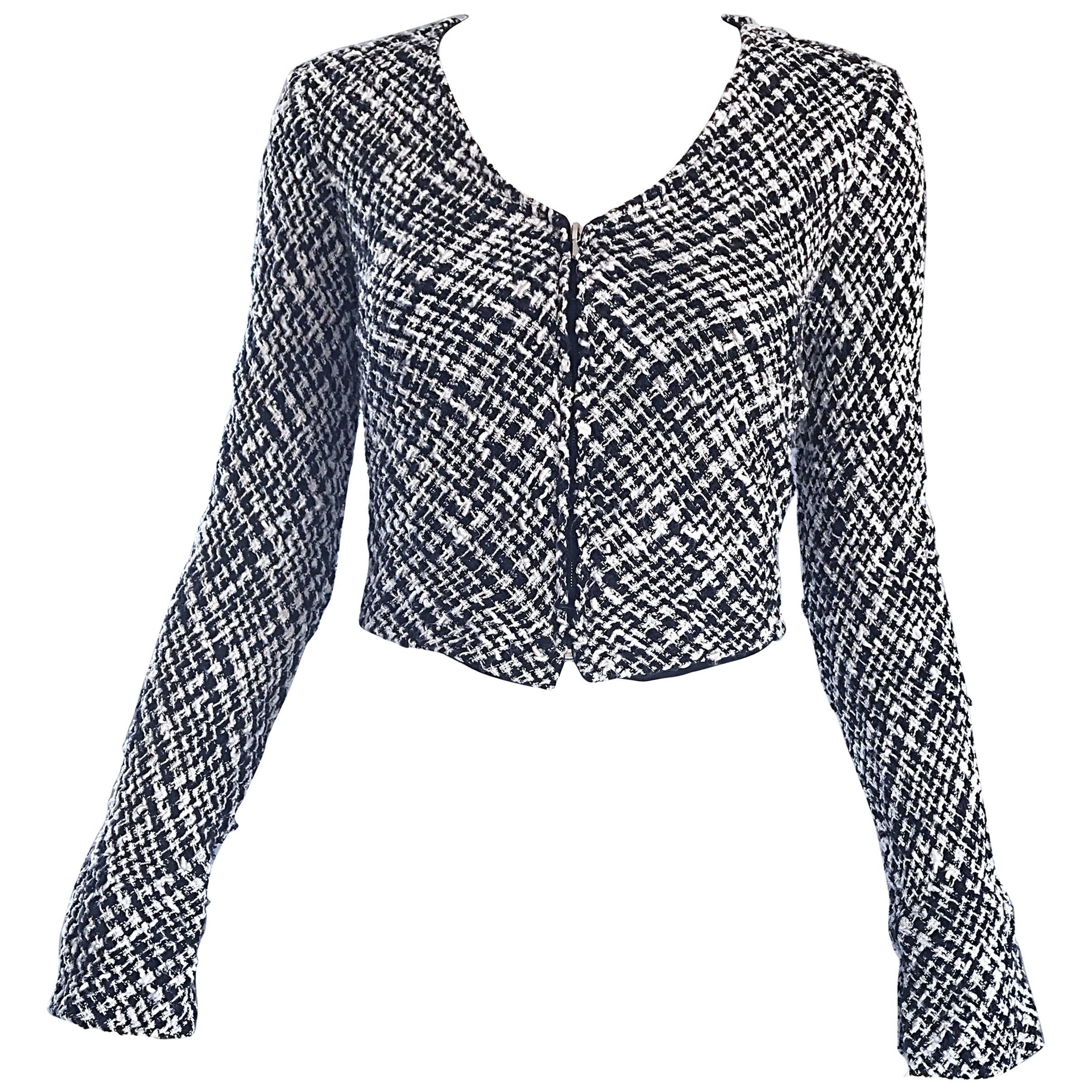 Chic Vintage Agnes B 1990s Black and White 90s French Cropped Tailored Jacket  For Sale