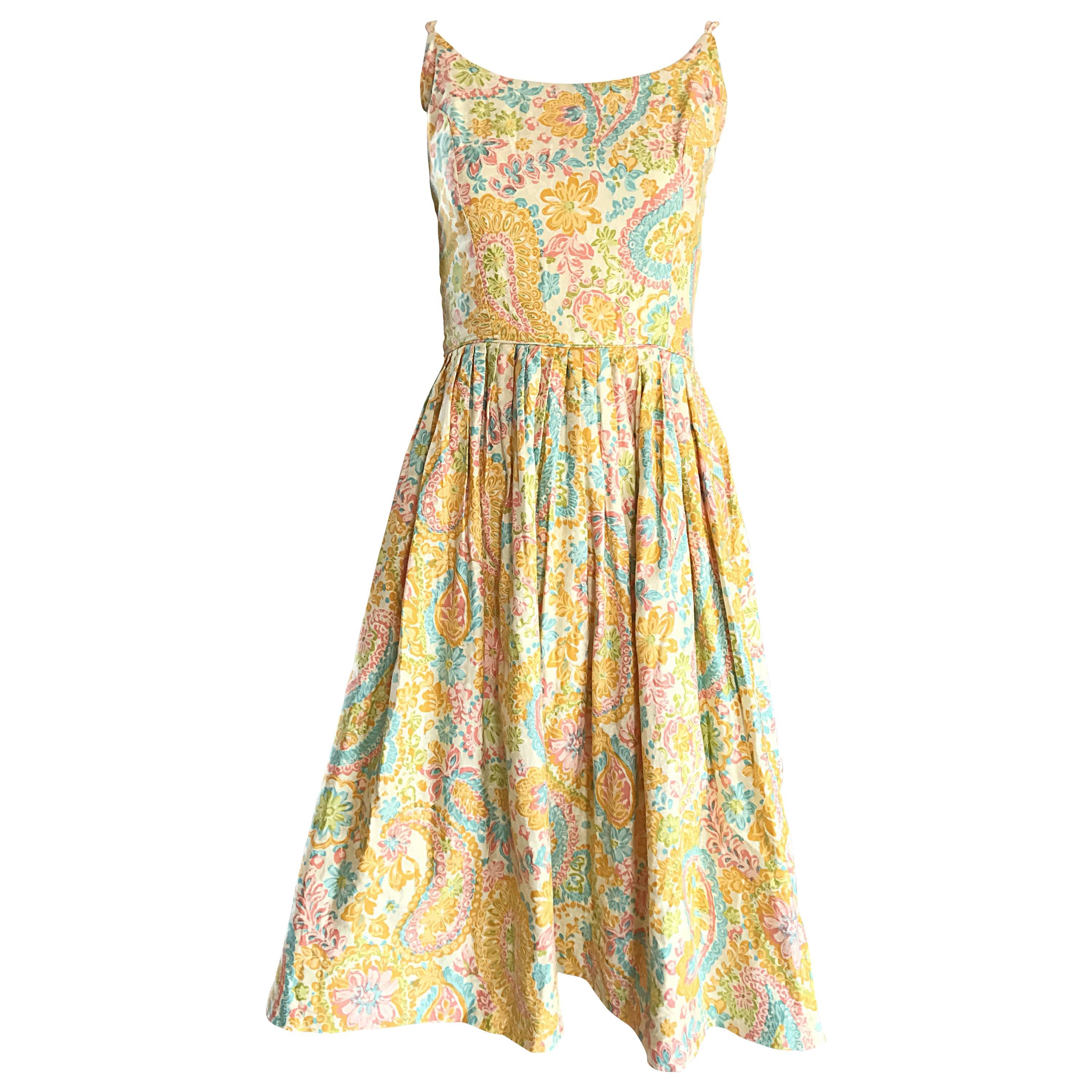 1950s Chic Vintage Flower and Paisley Fit n
 Flare Cotton 50s Swing Dress