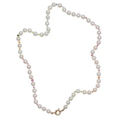 Collier multi- saphirs et perles blanches avec tourmalines en or massif 14 carats