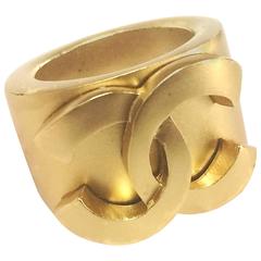 vintage chanel ring Vintage CHANEL gold tone thick type ring with large CC mark. Perfect jewelry