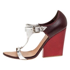 Giuseppe Zanotti Sandali in pelle tricolore con cinturino alla caviglia e tacco a blocco Taglia 39,5